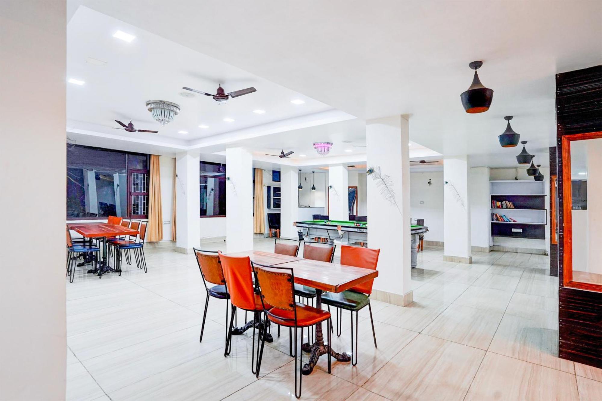 Super Townhouse Mall Road Near Library Chowk Mussoorie Exterior foto